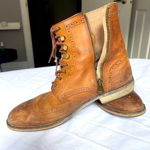 Pre loved Andrew Marc leather ankle boot